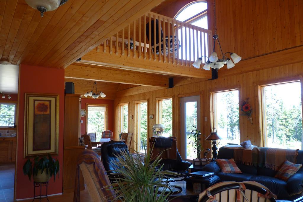 Bed and Breakfast Gite De La Riviere Шибугамо Экстерьер фото